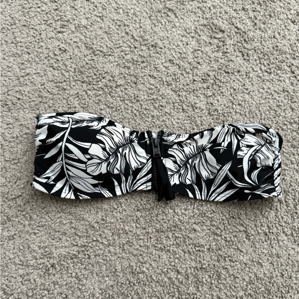 Chic Black and White Floral Bandeau Swim Top